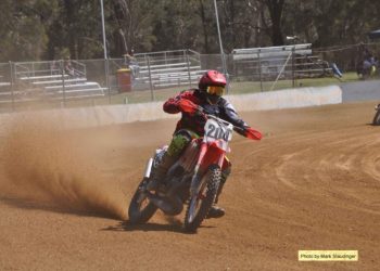 Grassroots Dirt Track – Senior Modern