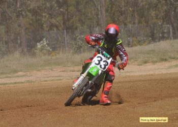 Grassroots Dirt Track – Senior Modern